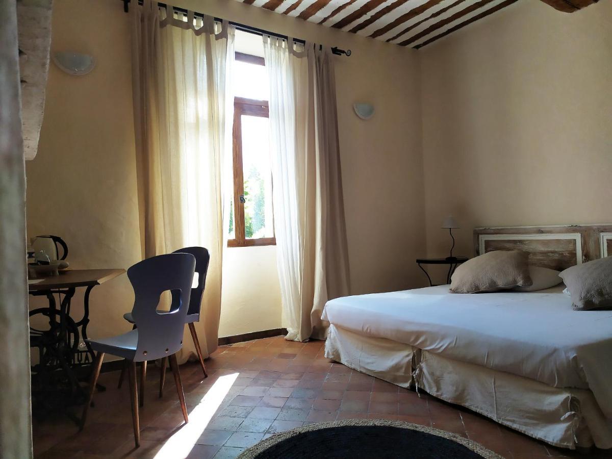 Chambre D'Hotes Face Au Lavoir Methamis Экстерьер фото