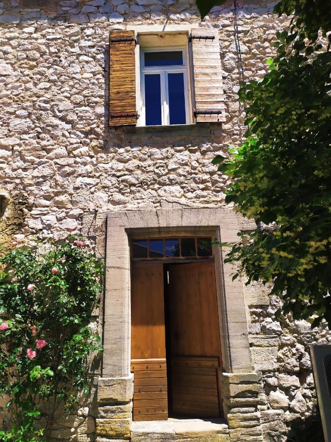 Chambre D'Hotes Face Au Lavoir Methamis Экстерьер фото