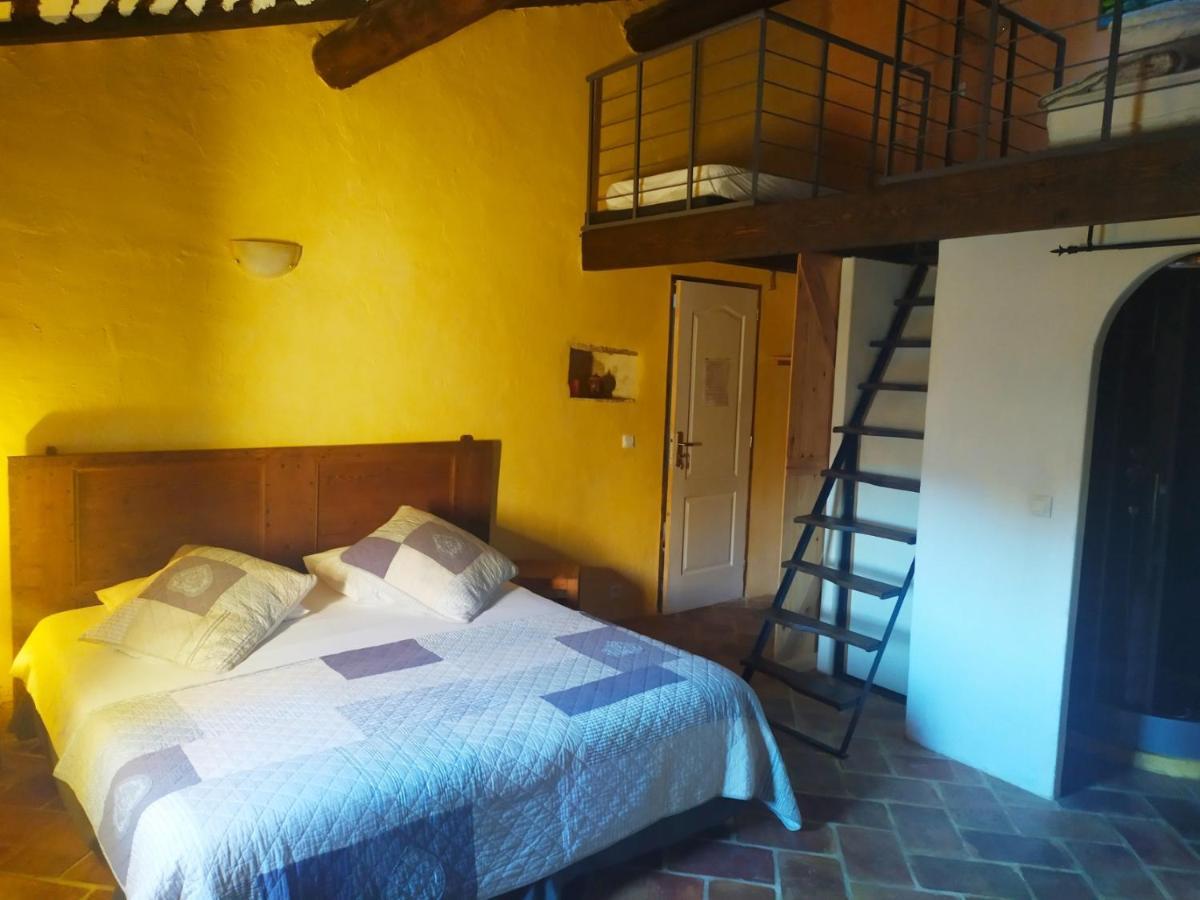 Chambre D'Hotes Face Au Lavoir Methamis Экстерьер фото