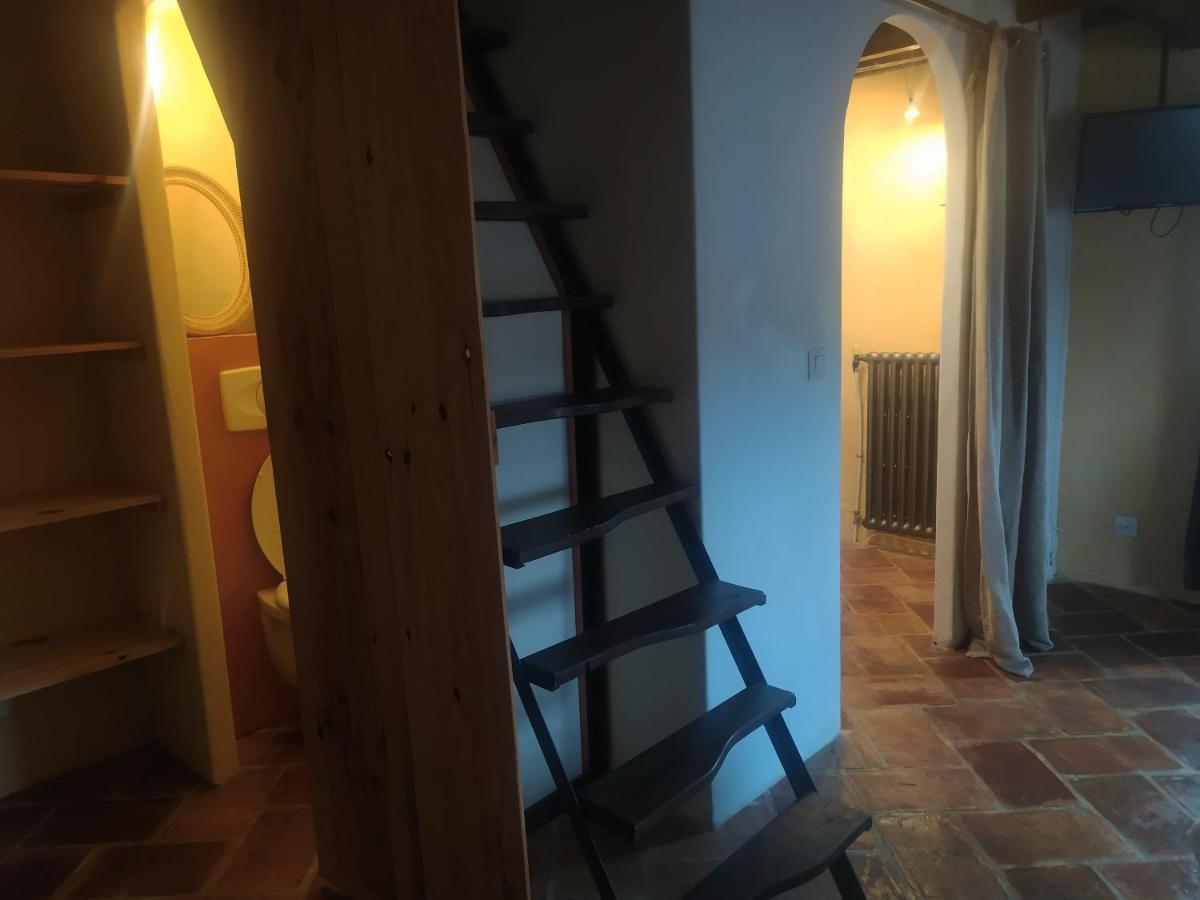 Chambre D'Hotes Face Au Lavoir Methamis Экстерьер фото