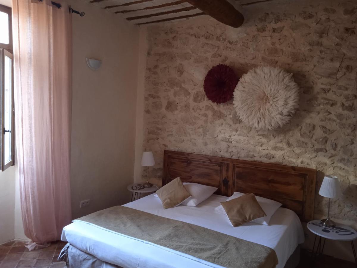 Chambre D'Hotes Face Au Lavoir Methamis Экстерьер фото